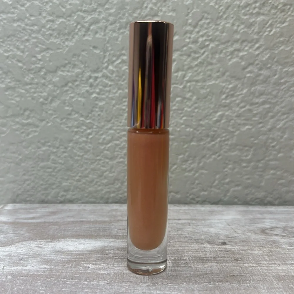 $8 🌙 Josie Maran Argan Beauty Unconditional Hyaluronic Lip NEW FULL SZ